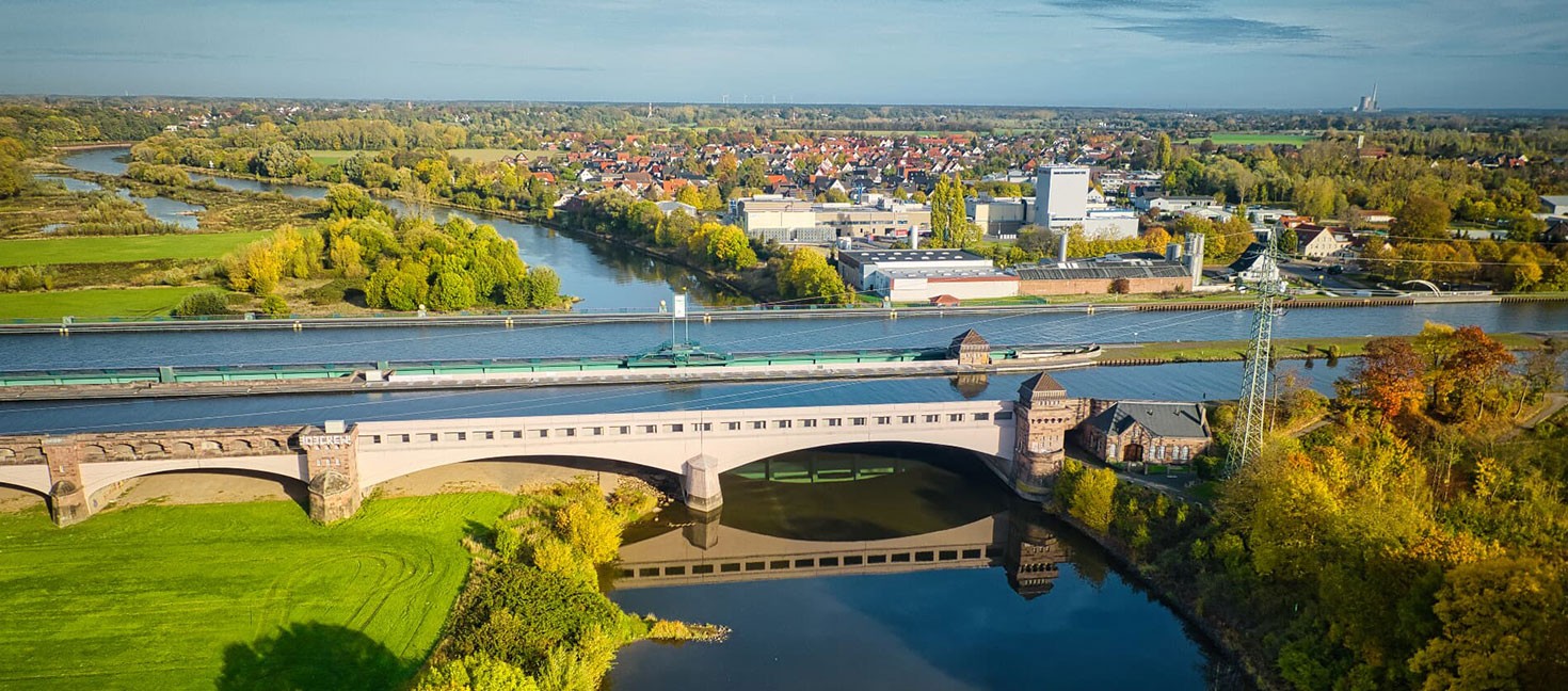 Das Wasserstraßenkreuz Minden von oben