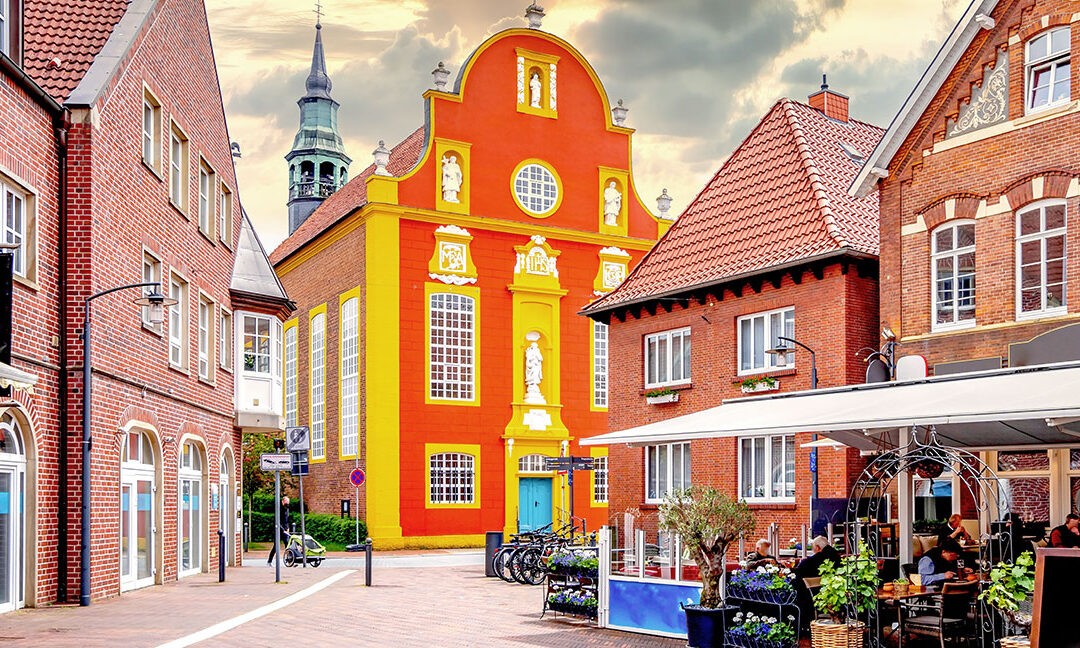 Kulinarischer Altstadtbummel in Meppen: Gymnasialkirche der Jesuiten