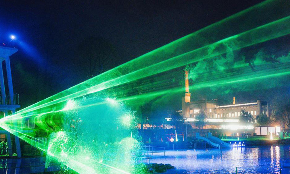 Nachtansichten Bielefeld: Silent Disco im Wiesenbad